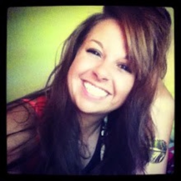 FANDOM 👩🏽‍🎤 OUTFITS - handpicked outfits for fun fan girls! - Picture 2 of 2